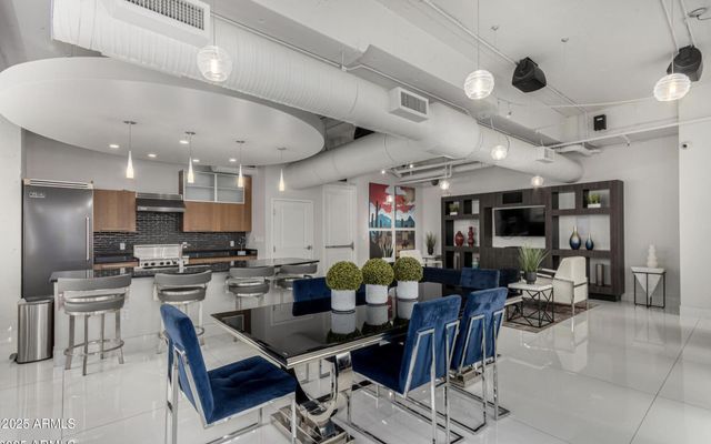 1 E LEXINGTON Avenue 1306, Phoenix, AZ 85012