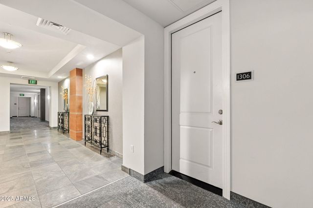 1 E LEXINGTON Avenue 1306, Phoenix, AZ 85012