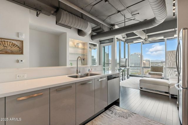 1 E LEXINGTON Avenue 1306, Phoenix, AZ 85012