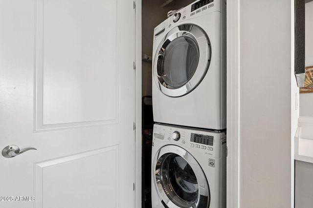 1 E LEXINGTON Avenue 1306, Phoenix, AZ 85012