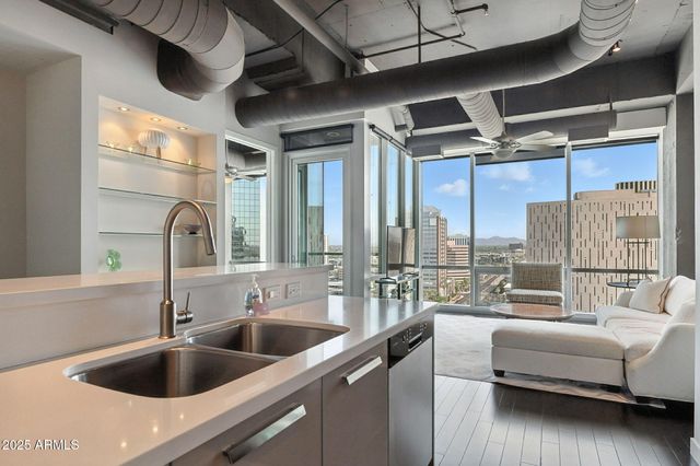 1 E LEXINGTON Avenue 1306, Phoenix, AZ 85012