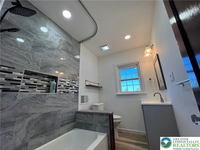 135 West Wabash Street, Allentown City, PA 18103