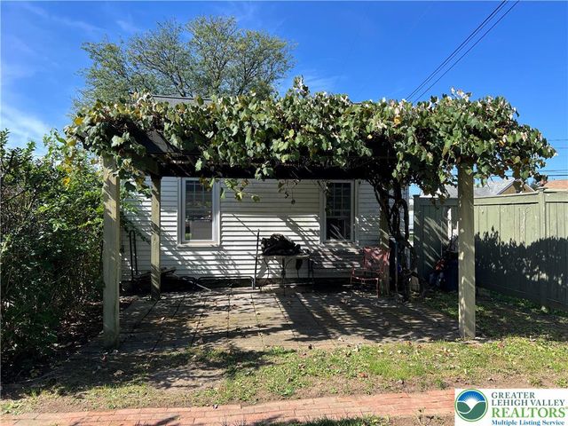 135 West Wabash Street, Allentown City, PA 18103