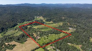 12760 Green Valley Rd, Sebastopol, CA 95472