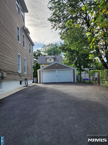 10 Westcott Street, Bloomfield, NJ 07003