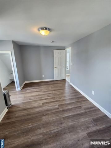 10 Westcott Street, Bloomfield, NJ 07003