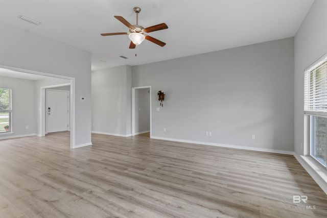 18755 Wilters Street, Robertsdale, AL 36567