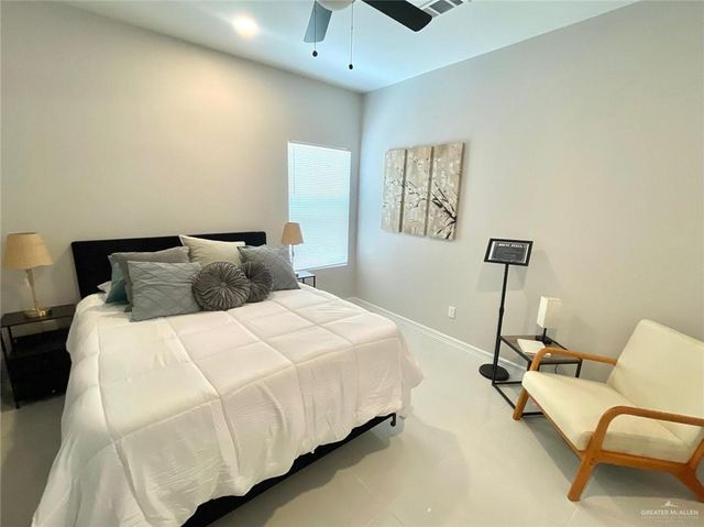 4301 Heron Avenue 11, Mcallen, TX 78504