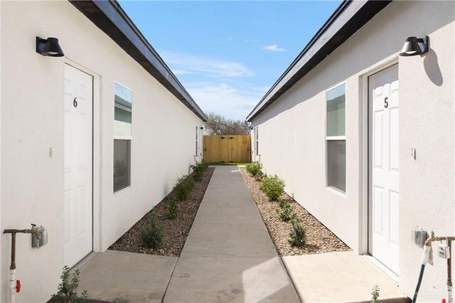 4301 Heron Avenue 11, Mcallen, TX 78504