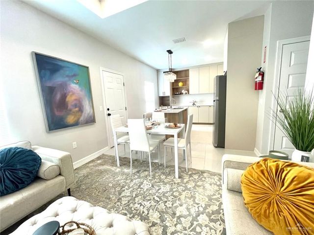 4301 Heron Avenue 11, Mcallen, TX 78504