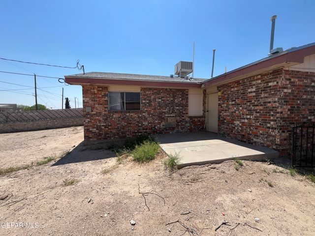 9125 ELGIN Drive, El Paso, TX 79907