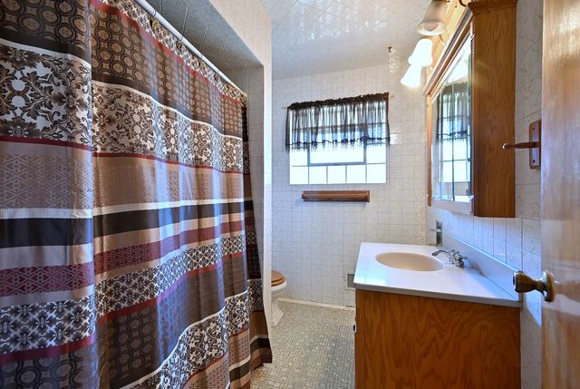 4226 Grove Avenue, Stickney, IL 60402
