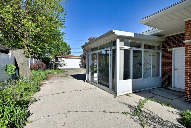 4226 Grove Avenue, Stickney, IL 60402