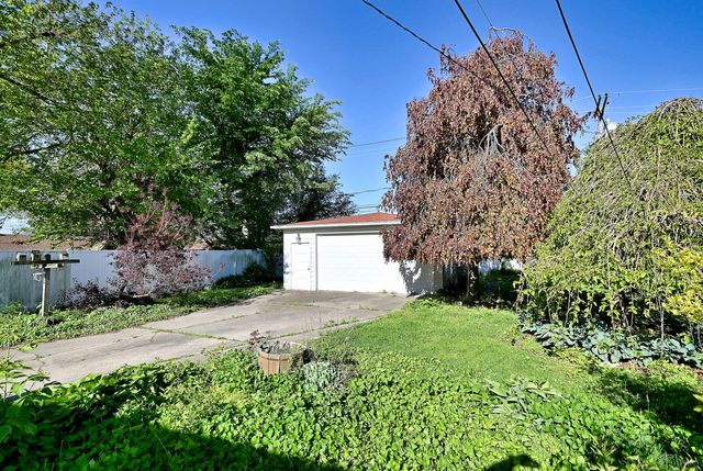 4226 Grove Avenue, Stickney, IL 60402