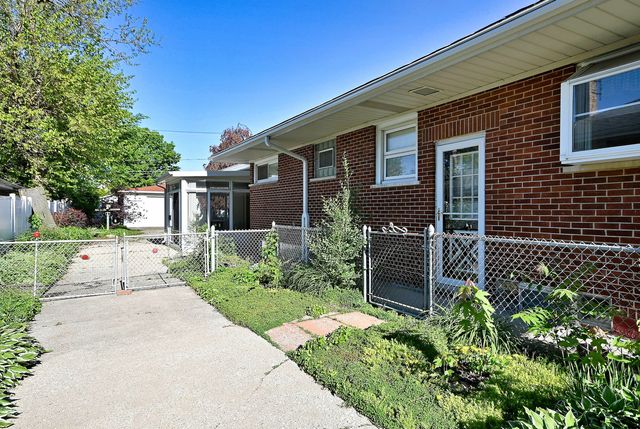 4226 Grove Avenue, Stickney, IL 60402