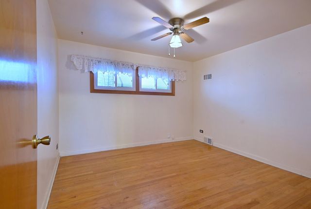 4226 Grove Avenue, Stickney, IL 60402