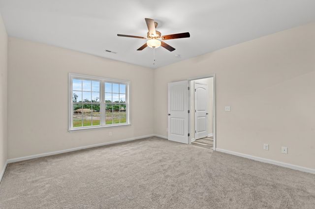 92 Cove Ln., Georgetown, SC 29440