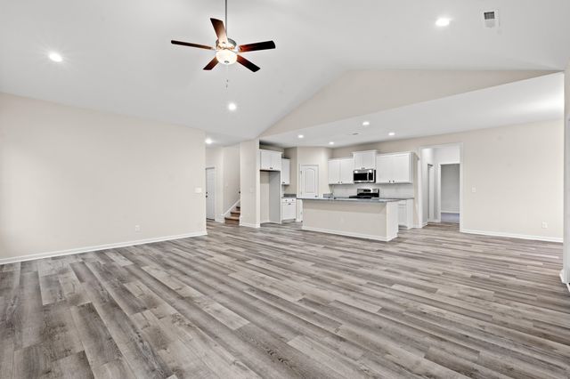 92 Cove Ln., Georgetown, SC 29440