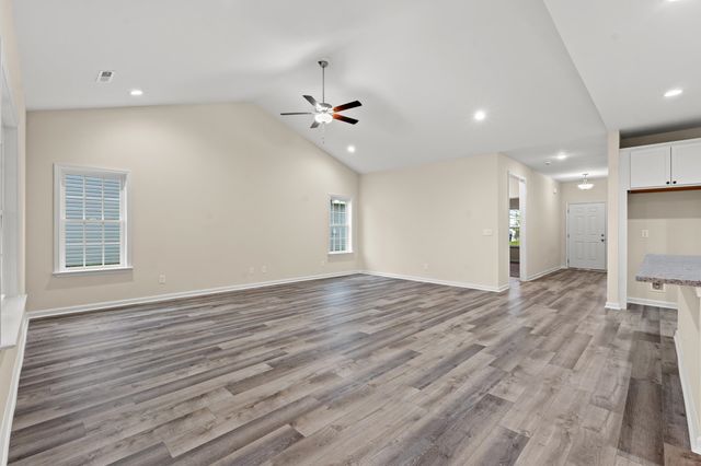 92 Cove Ln., Georgetown, SC 29440