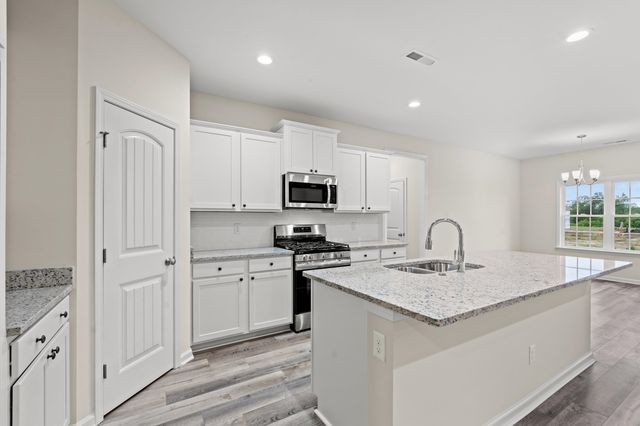 92 Cove Ln., Georgetown, SC 29440