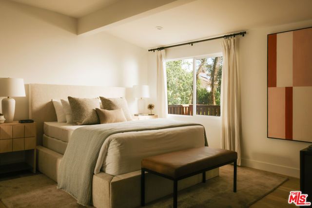 3019 Surry Street, Los Angeles, CA 90027