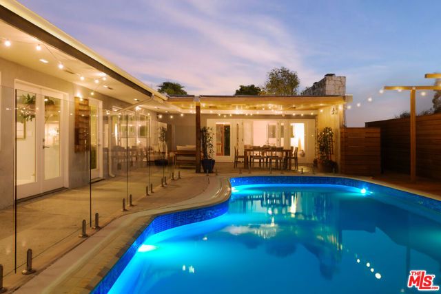 3019 Surry Street, Los Angeles, CA 90027