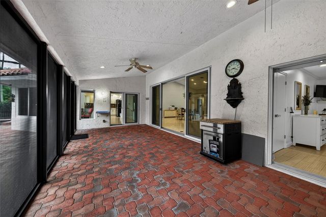 10405 Canoe Brook Circle, Boca Raton, FL 33498