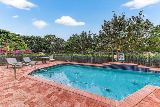 10405 Canoe Brook Circle, Boca Raton, FL 33498