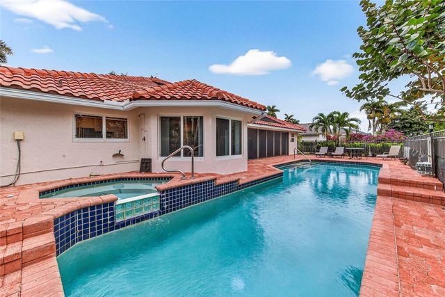 10405 Canoe Brook Circle, Boca Raton, FL 33498
