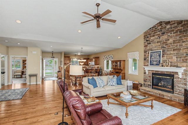 1322 Southview Court, Boone, IA 50036