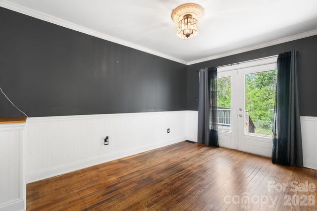 715 Main Street, Hudson, NC 28638
