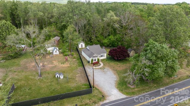715 Main Street, Hudson, NC 28638