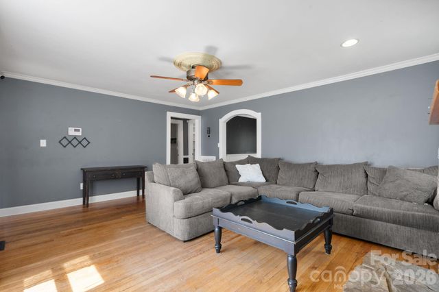 715 Main Street, Hudson, NC 28638