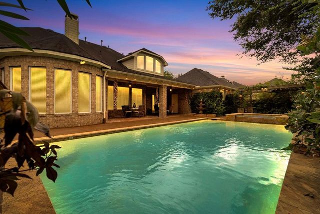 22118 Oakcreek Hollow Lane, Katy, TX 77450