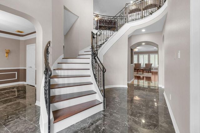 22118 Oakcreek Hollow Lane, Katy, TX 77450