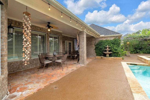 22118 Oakcreek Hollow Lane, Katy, TX 77450
