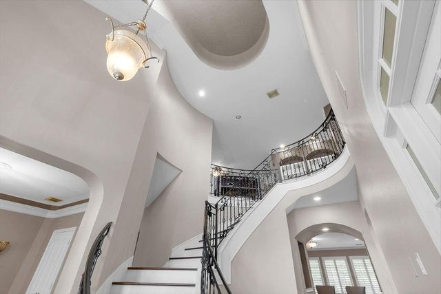 22118 Oakcreek Hollow Lane, Katy, TX 77450