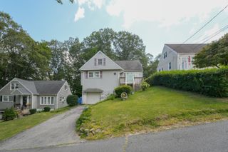 93 Wayland Avenue, Waterbury, CT 06708
