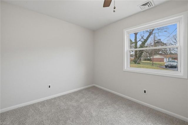 233 Colonel CIR, Virginia Beach, VA 23452