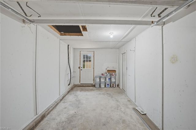 233 Colonel CIR, Virginia Beach, VA 23452