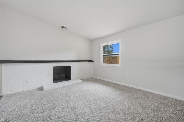 233 Colonel CIR, Virginia Beach, VA 23452