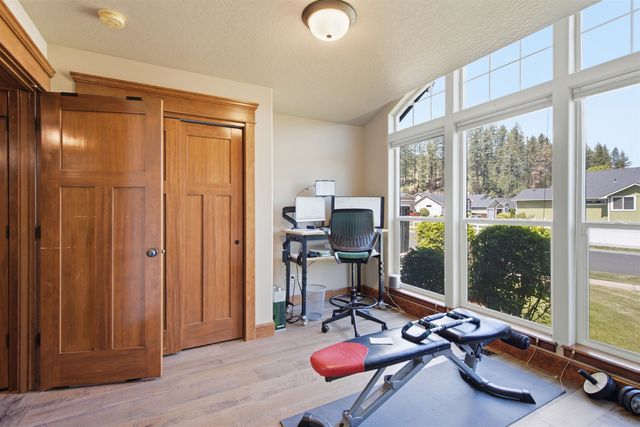 215 W Bristol Ave, Spokane, WA 99224