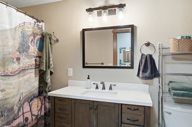 215 W Bristol Ave, Spokane, WA 99224