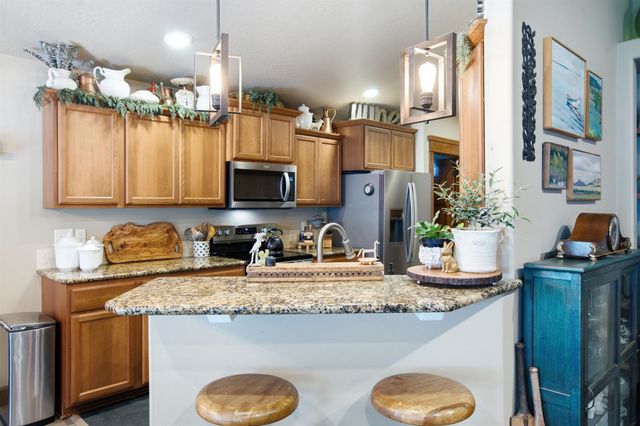 215 W Bristol Ave, Spokane, WA 99224