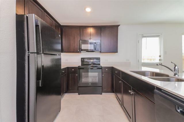 5733 Rockrose Lane, Princeton, TX 75407