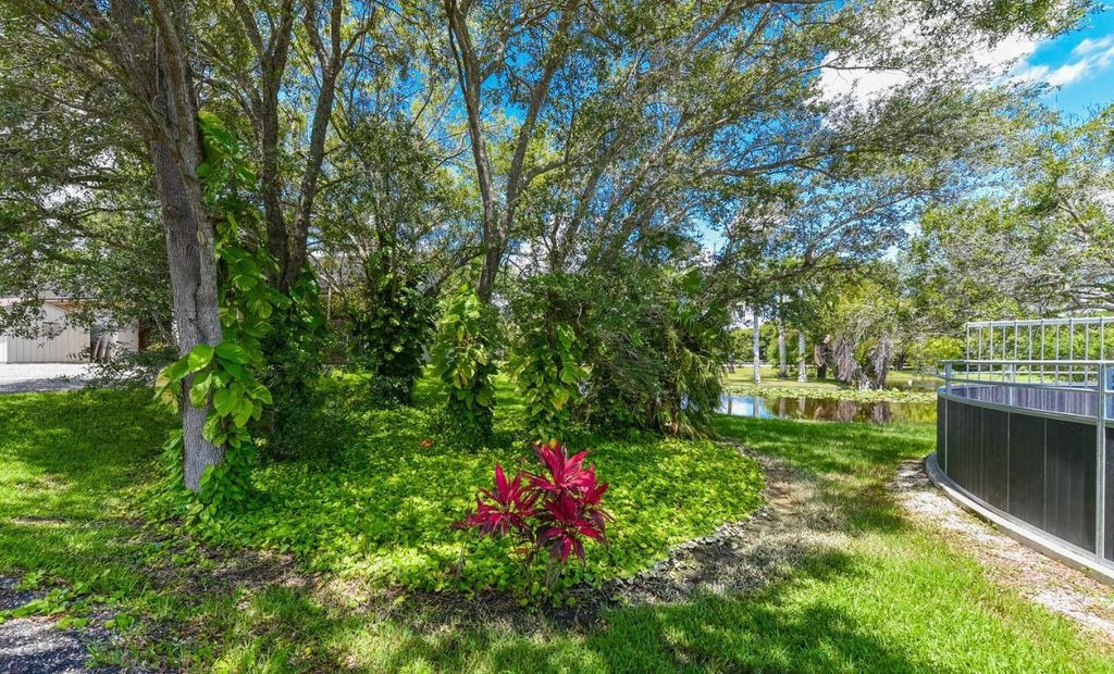 Image 18 of property listing at 2780 Skipiks Way, Wellington, FL 33470