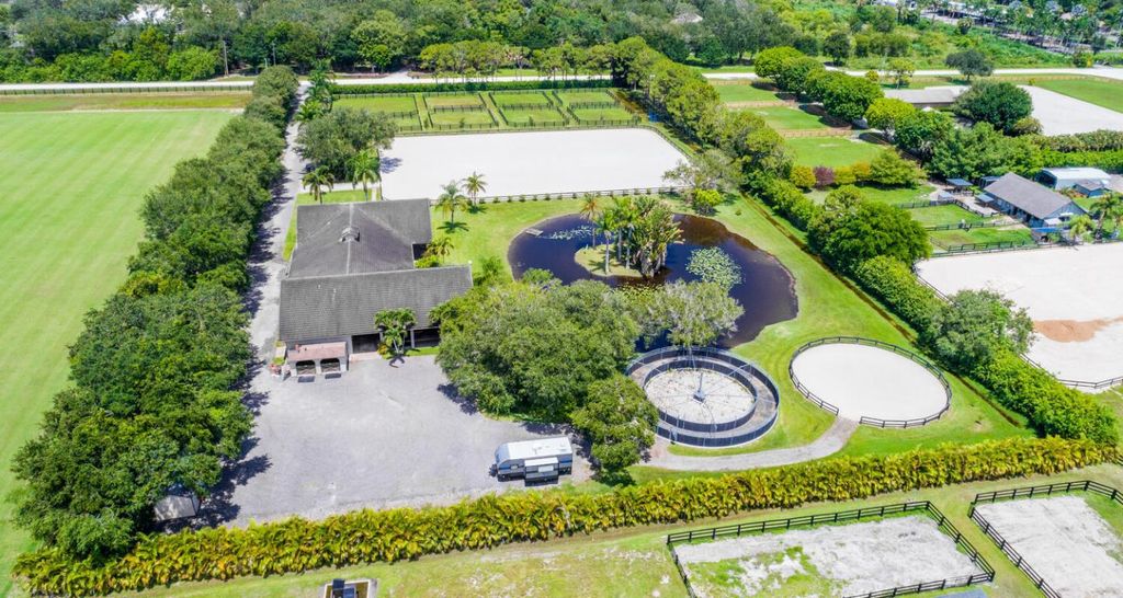 Image 42 of property listing at 2780 Skipiks Way, Wellington, FL 33470