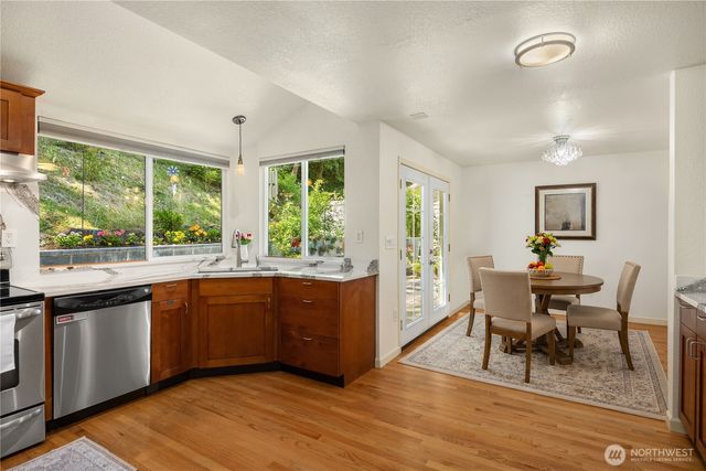 23424 100th Avenue W, Edmonds, WA 98020