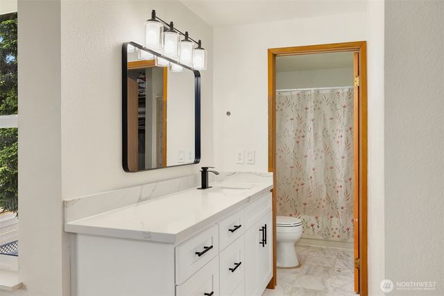 23424 100th Avenue W, Edmonds, WA 98020