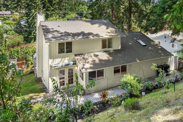 23424 100th Avenue W, Edmonds, WA 98020